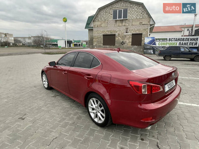 Красный Лексус ИС, объемом двигателя 2.5 л и пробегом 220 тыс. км за 11000 $, фото 3 на Automoto.ua