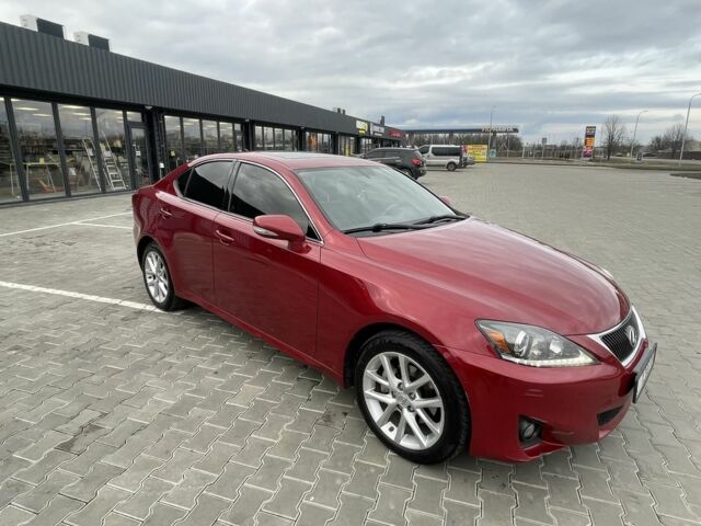 Красный Лексус ИС, объемом двигателя 2.5 л и пробегом 220 тыс. км за 11000 $, фото 6 на Automoto.ua