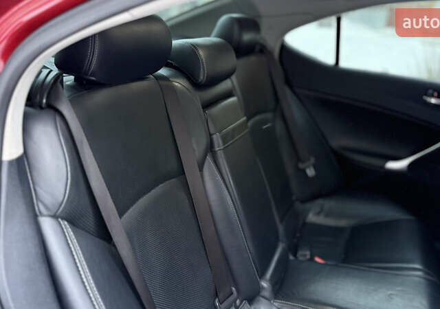Червоний Лексус ІС, об'ємом двигуна 2.5 л та пробігом 174 тис. км за 11450 $, фото 30 на Automoto.ua