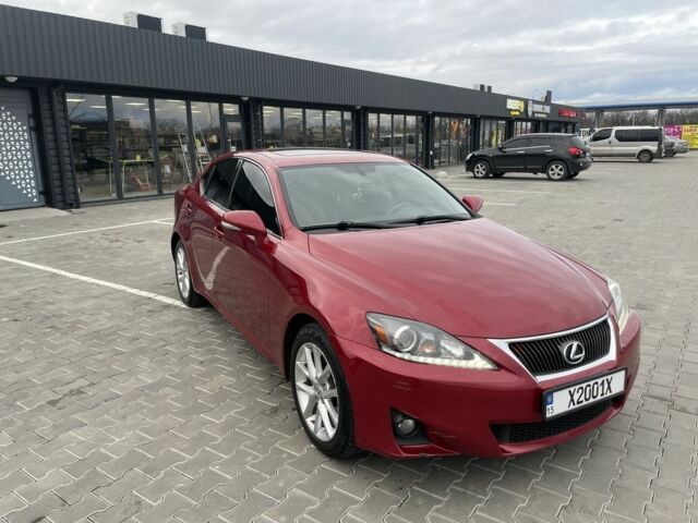 Красный Лексус ИС, объемом двигателя 2.5 л и пробегом 220 тыс. км за 11000 $, фото 5 на Automoto.ua