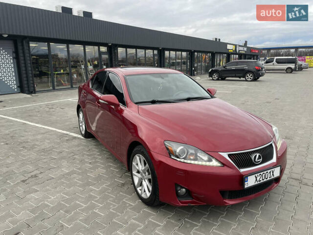 Красный Лексус ИС, объемом двигателя 2.5 л и пробегом 220 тыс. км за 11000 $, фото 7 на Automoto.ua