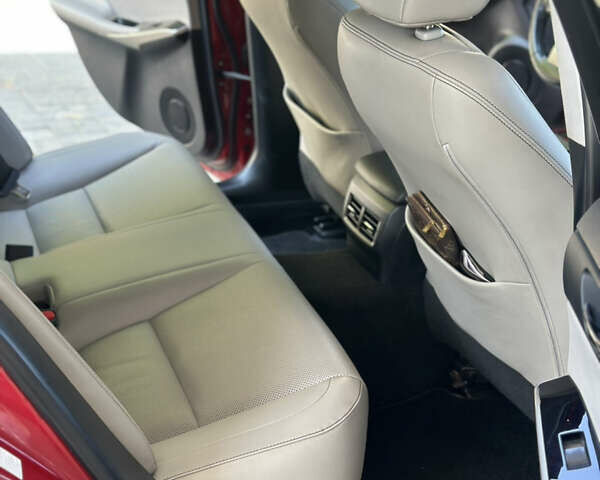 Красный Лексус ИС, объемом двигателя 2.5 л и пробегом 175 тыс. км за 14200 $, фото 27 на Automoto.ua
