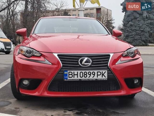 Лексус ИС 2015 в Измаиле на Automoto.ua Красный Лексус ИС, объемом двигателя 2 л и пробегом 40 тыс. км за 19200 $, фото 24 на Automoto.ua