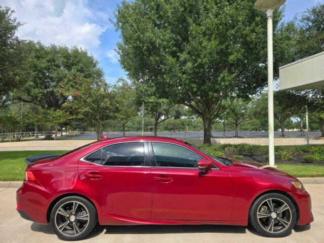 Лексус ИС 2015 в Чернигове на Automoto.ua Красный Лексус ИС, объемом двигателя 2.5 л и пробегом 76 тыс. км за 14300 $, фото 7 на Automoto.ua