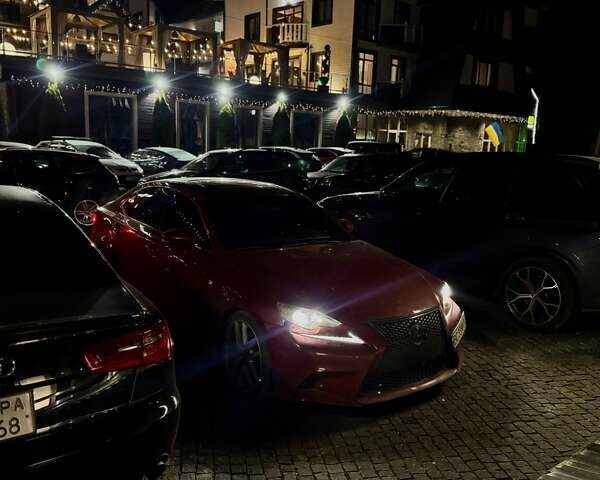 Красный Лексус ИС, объемом двигателя 2.5 л и пробегом 98 тыс. км за 17100 $, фото 5 на Automoto.ua