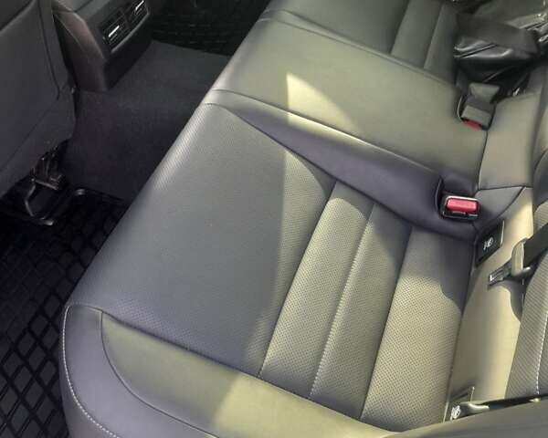 Красный Лексус ИС, объемом двигателя 2.5 л и пробегом 150 тыс. км за 15500 $, фото 26 на Automoto.ua