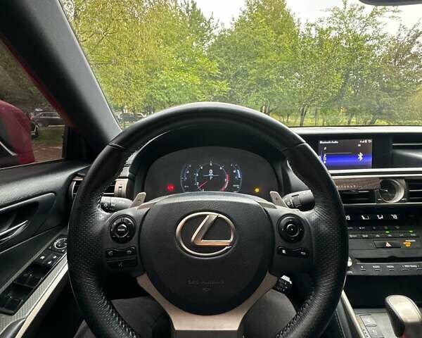 Красный Лексус ИС, объемом двигателя 2.5 л и пробегом 98 тыс. км за 17100 $, фото 10 на Automoto.ua