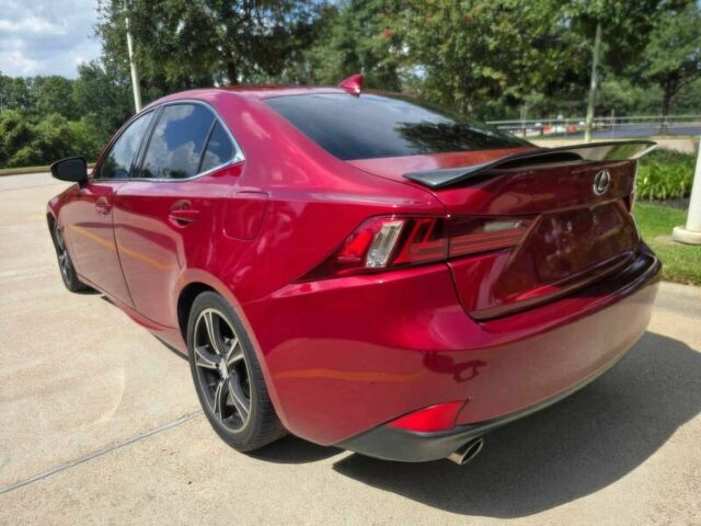 Лексус ИС 2015 в Чернигове на Automoto.ua Красный Лексус ИС, объемом двигателя 2.5 л и пробегом 76 тыс. км за 14300 $, фото 4 на Automoto.ua