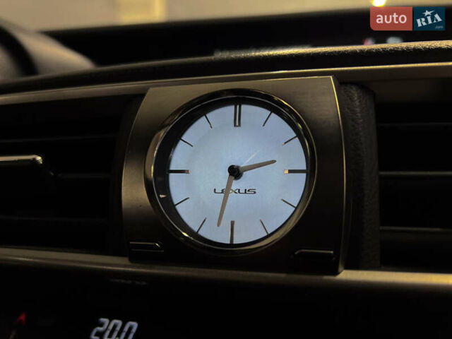 Красный Лексус ИС, объемом двигателя 2 л и пробегом 95 тыс. км за 20999 $, фото 24 на Automoto.ua
