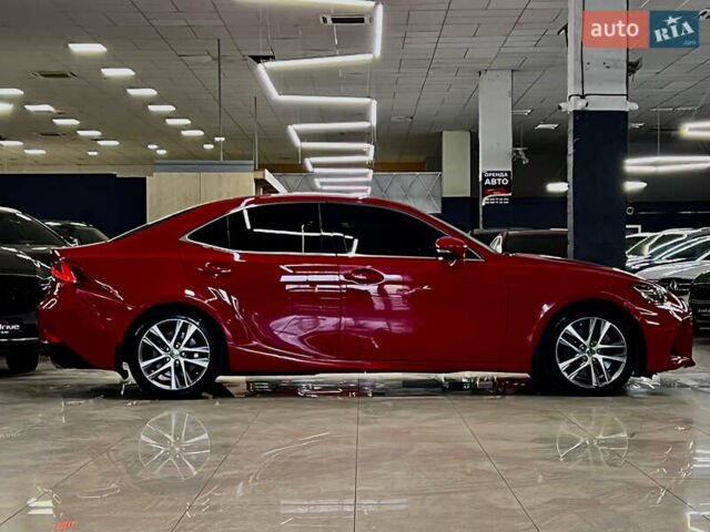 Красный Лексус ИС, объемом двигателя 2 л и пробегом 95 тыс. км за 20999 $, фото 2 на Automoto.ua