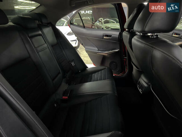 Красный Лексус ИС, объемом двигателя 2 л и пробегом 95 тыс. км за 20999 $, фото 16 на Automoto.ua