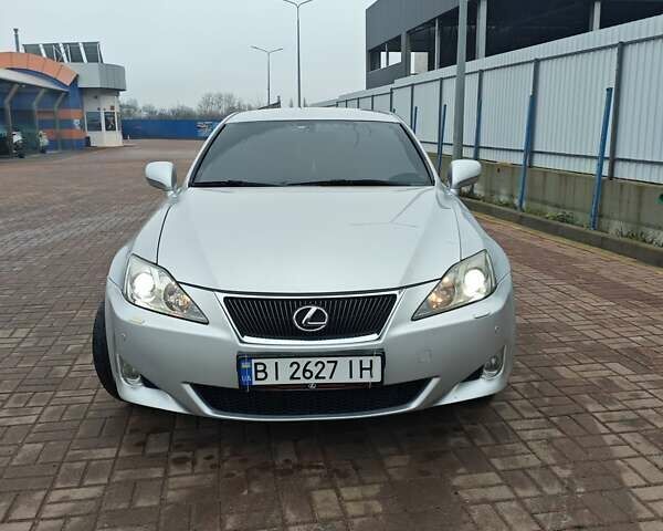 Лексус ІС, об'ємом двигуна 2.2 л та пробігом 366 тис. км за 6500 $, фото 1 на Automoto.ua