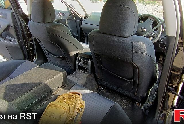 Лексус ІС, об'ємом двигуна 2.2 л та пробігом 393 тис. км за 3300 $, фото 5 на Automoto.ua