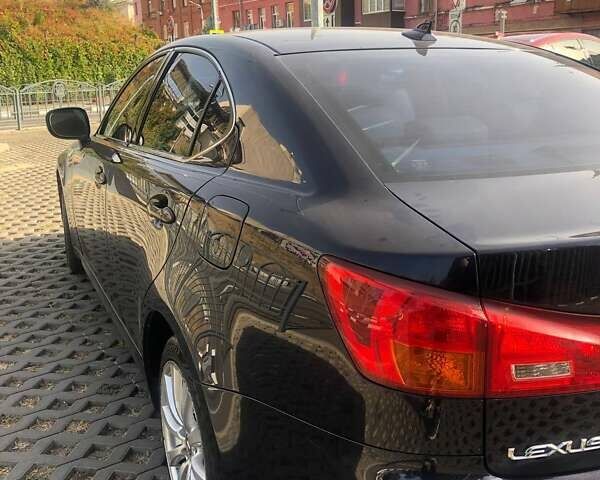 Лексус ІС, об'ємом двигуна 2.5 л та пробігом 166 тис. км за 8950 $, фото 7 на Automoto.ua