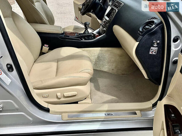 Лексус ИС, объемом двигателя 2.23 л и пробегом 250 тыс. км за 7800 $, фото 18 на Automoto.ua