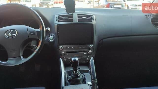 Лексус ИС, объемом двигателя 2.2 л и пробегом 306 тыс. км за 8000 $, фото 8 на Automoto.ua
