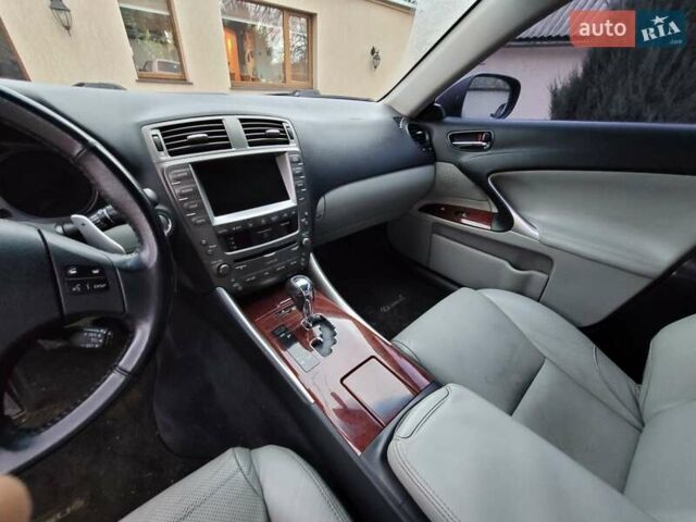 Лексус ИС, объемом двигателя 2.5 л и пробегом 198 тыс. км за 9500 $, фото 9 на Automoto.ua