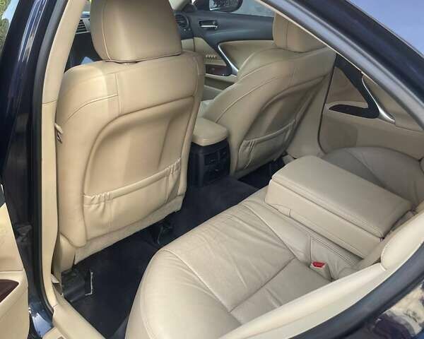 Лексус ІС, об'ємом двигуна 2.5 л та пробігом 166 тис. км за 8950 $, фото 27 на Automoto.ua