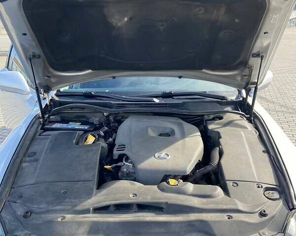 Лексус ИС, объемом двигателя 2.2 л и пробегом 306 тыс. км за 8000 $, фото 6 на Automoto.ua