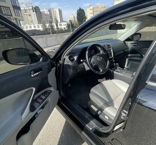 Лексус ИС, объемом двигателя 3 л и пробегом 234 тыс. км за 9000 $, фото 22 на Automoto.ua