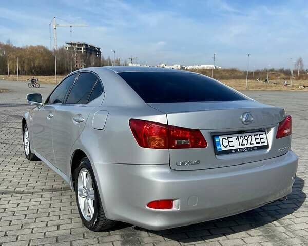 Лексус ИС, объемом двигателя 2.2 л и пробегом 306 тыс. км за 8000 $, фото 4 на Automoto.ua