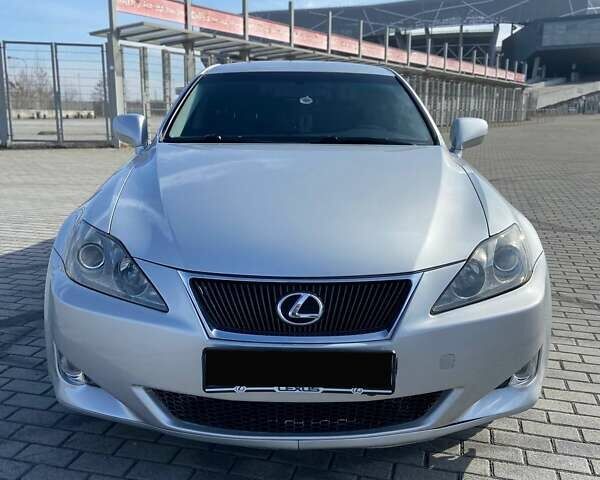 Лексус ИС, объемом двигателя 2.2 л и пробегом 306 тыс. км за 8000 $, фото 1 на Automoto.ua