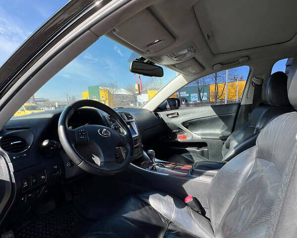Лексус ИС, объемом двигателя 3 л и пробегом 286 тыс. км за 8700 $, фото 29 на Automoto.ua
