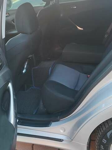 Лексус ИС, объемом двигателя 2.2 л и пробегом 306 тыс. км за 8000 $, фото 10 на Automoto.ua