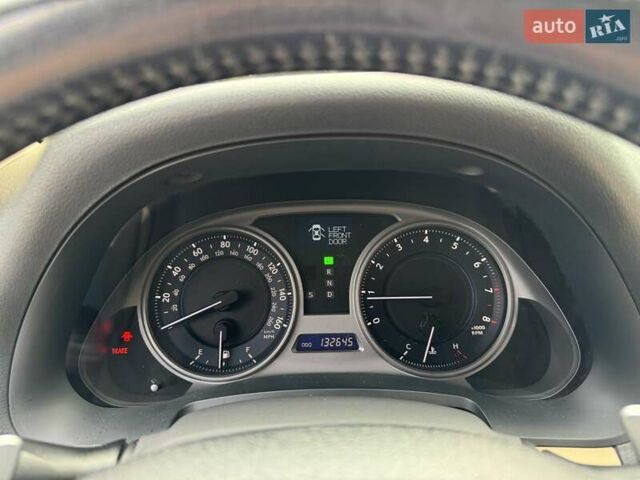 Лексус ІС, об'ємом двигуна 2.5 л та пробігом 213 тис. км за 10200 $, фото 22 на Automoto.ua
