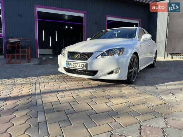 Лексус ИС, объемом двигателя 3.46 л и пробегом 166 тыс. км за 11500 $, фото 4 на Automoto.ua