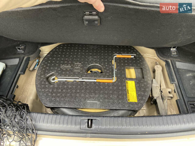 Лексус ИС, объемом двигателя 2.5 л и пробегом 160 тыс. км за 10500 $, фото 5 на Automoto.ua