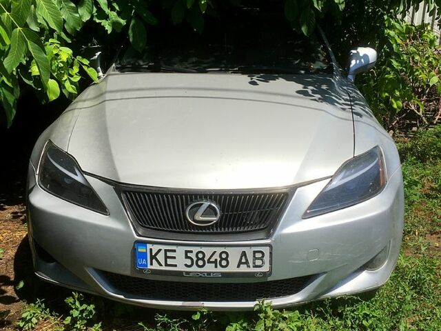 Лексус ИС, объемом двигателя 2.5 л и пробегом 240 тыс. км за 8500 $, фото 5 на Automoto.ua