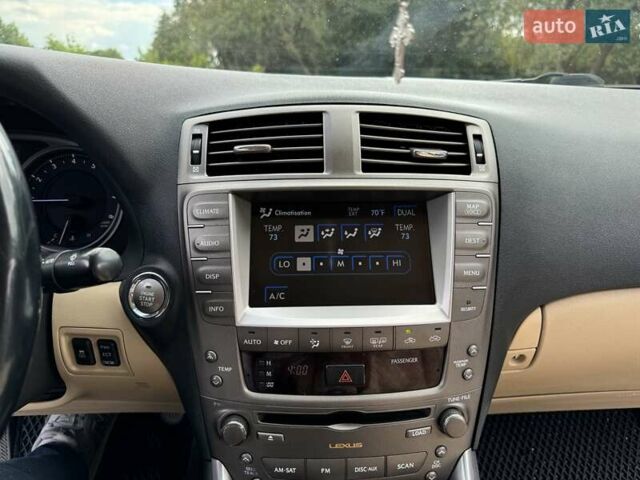 Лексус ІС, об'ємом двигуна 2.5 л та пробігом 213 тис. км за 10200 $, фото 23 на Automoto.ua