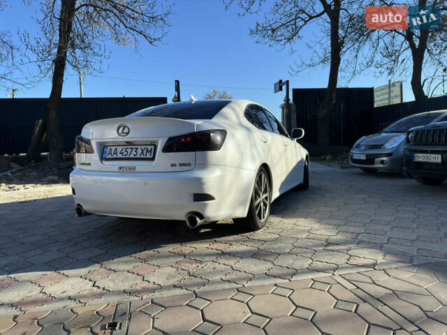Лексус ИС, объемом двигателя 3.46 л и пробегом 166 тыс. км за 11500 $, фото 8 на Automoto.ua