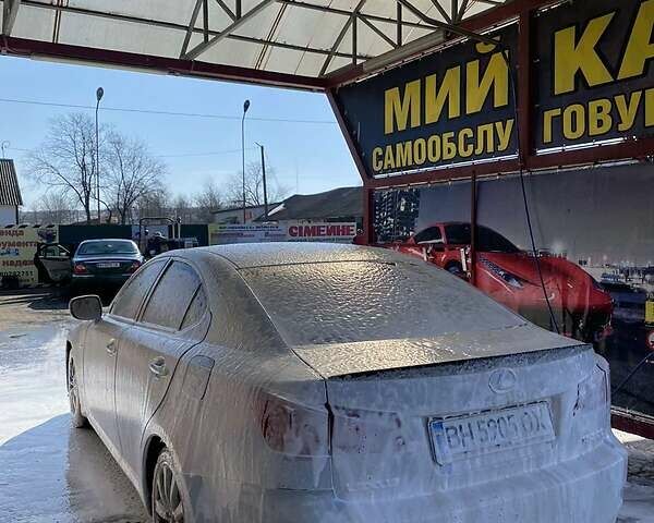 Лексус ІС, об'ємом двигуна 3 л та пробігом 190 тис. км за 10500 $, фото 4 на Automoto.ua