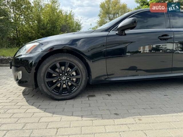 Лексус ІС, об'ємом двигуна 2.5 л та пробігом 213 тис. км за 10200 $, фото 4 на Automoto.ua