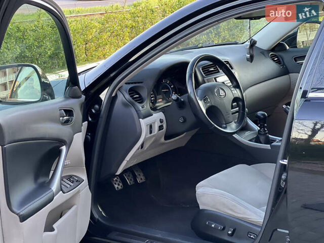 Лексус ИС, объемом двигателя 2.23 л и пробегом 158 тыс. км за 9500 $, фото 17 на Automoto.ua