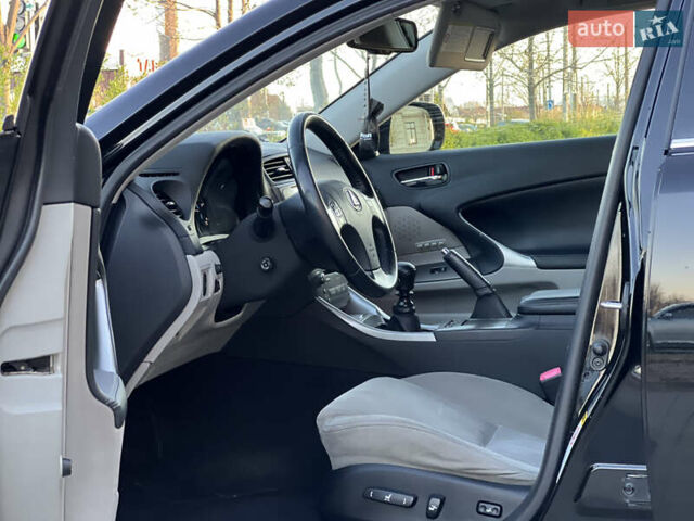 Лексус ИС, объемом двигателя 2.23 л и пробегом 158 тыс. км за 9500 $, фото 18 на Automoto.ua