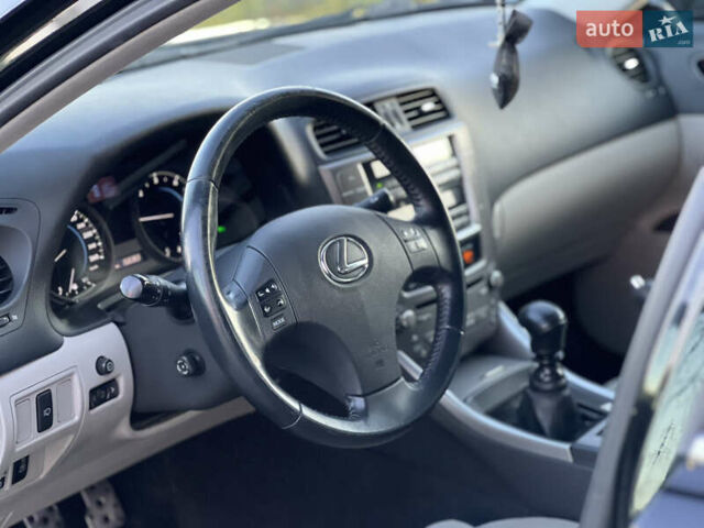 Лексус ИС, объемом двигателя 2.23 л и пробегом 158 тыс. км за 9500 $, фото 22 на Automoto.ua