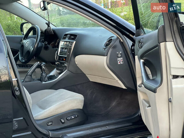 Лексус ИС, объемом двигателя 2.23 л и пробегом 158 тыс. км за 9500 $, фото 36 на Automoto.ua