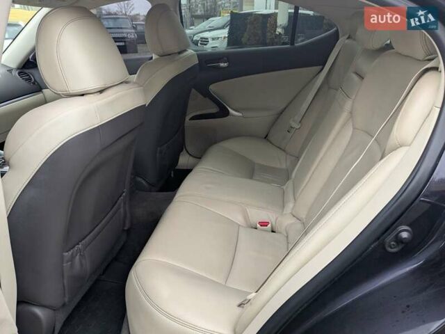 Лексус ІС, об'ємом двигуна 2.5 л та пробігом 143 тис. км за 14900 $, фото 23 на Automoto.ua