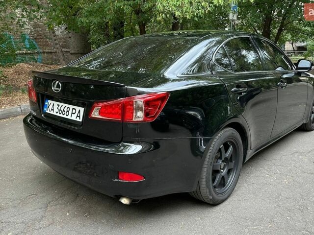 Лексус ІС, об'ємом двигуна 2.2 л та пробігом 222 тис. км за 8700 $, фото 5 на Automoto.ua
