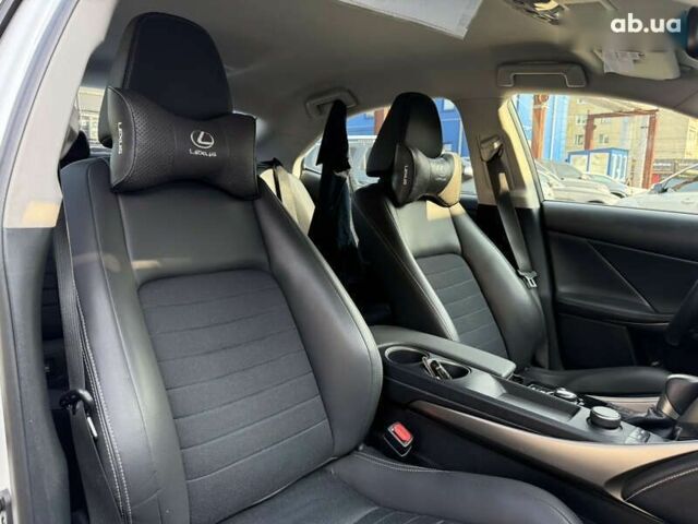 Лексус ІС, об'ємом двигуна 2.5 л та пробігом 149 тис. км за 17700 $, фото 23 на Automoto.ua