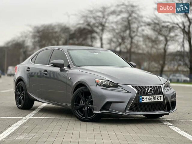 Лексус ІС, об'ємом двигуна 2.5 л та пробігом 110 тис. км за 15500 $, фото 7 на Automoto.ua
