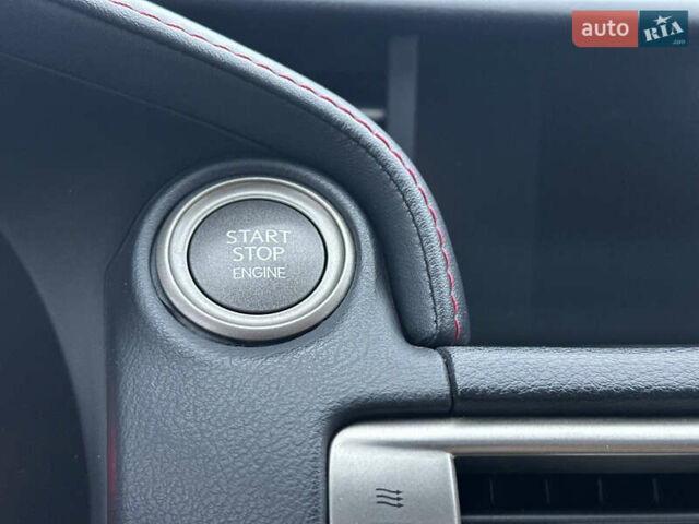 Лексус ІС, об'ємом двигуна 2.5 л та пробігом 110 тис. км за 15500 $, фото 71 на Automoto.ua