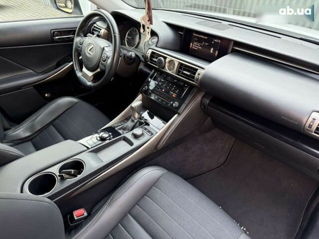 Лексус ІС, об'ємом двигуна 2.5 л та пробігом 149 тис. км за 17700 $, фото 19 на Automoto.ua
