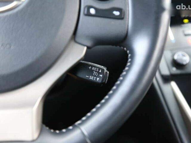 Лексус ИС, объемом двигателя 2.5 л и пробегом 122 тыс. км за 17000 $, фото 17 на Automoto.ua