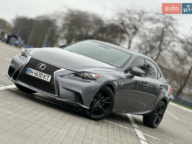 Лексус ІС, об'ємом двигуна 2.5 л та пробігом 110 тис. км за 15500 $, фото 9 на Automoto.ua