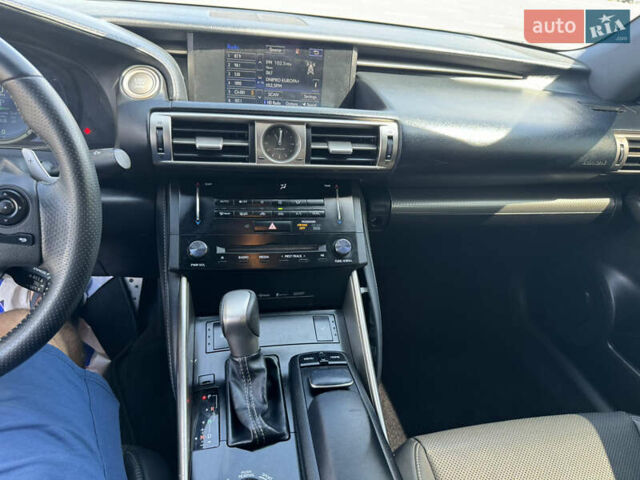 Лексус ИС, объемом двигателя 2.5 л и пробегом 230 тыс. км за 14999 $, фото 9 на Automoto.ua