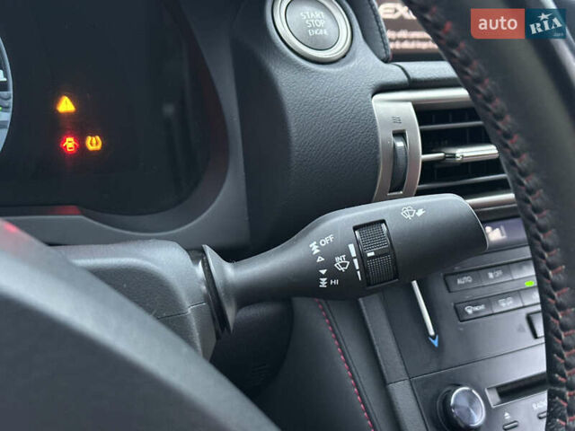 Лексус ІС, об'ємом двигуна 2.5 л та пробігом 110 тис. км за 15500 $, фото 70 на Automoto.ua